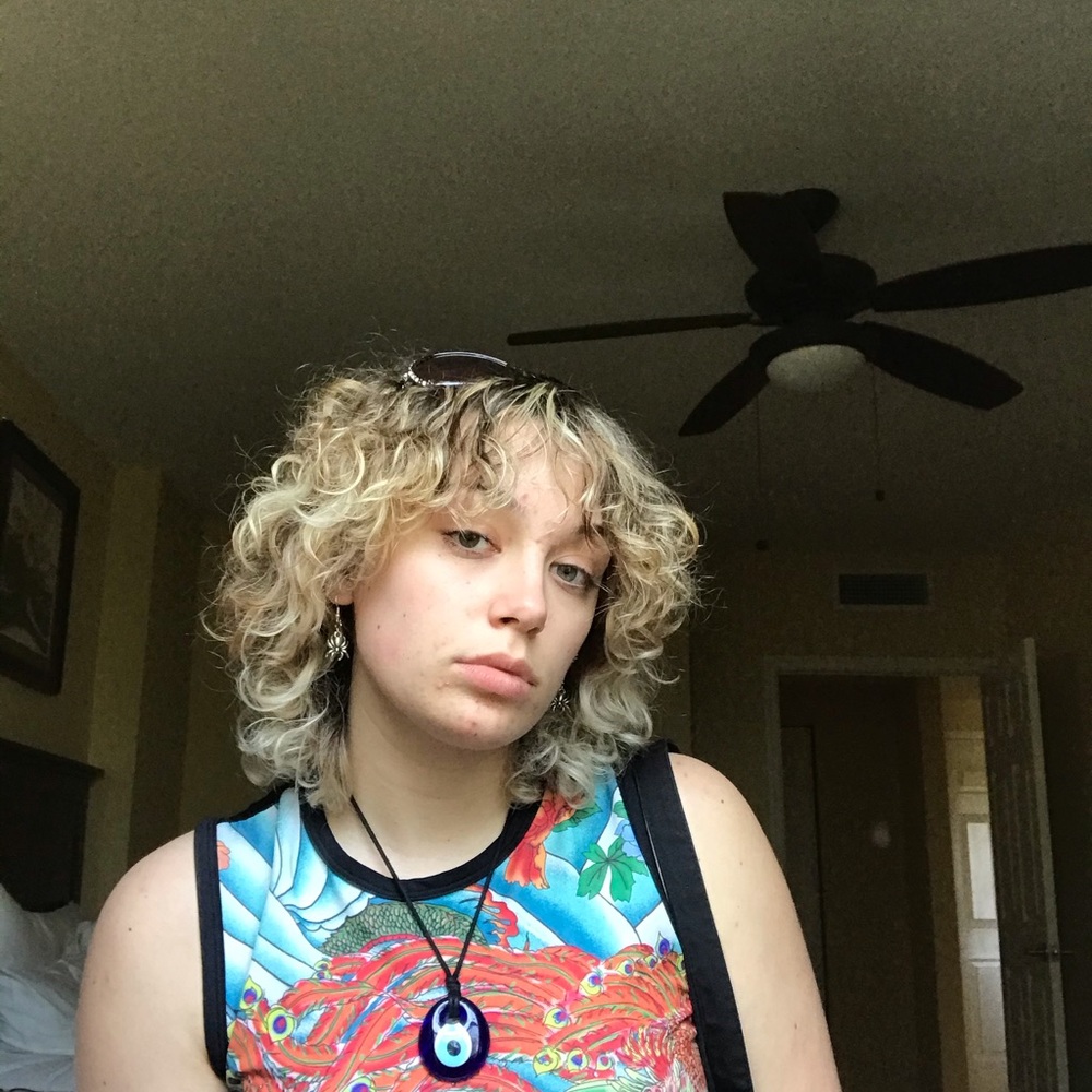 Meet your Posher, Ally